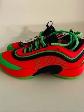 NEW ADIDAS D.O.N Issue #6 “Big Apple”Basketball Shoes Neon Lucid Red Men 5 W 6